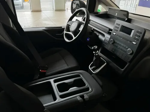 Staria Panel Carga