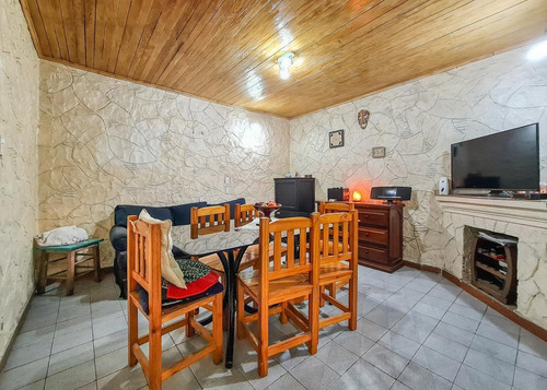 Imagen 4 de 13 de Depto. Tipo Ph 3 Ambientes C/ Dependencia - Patio Cubierto -