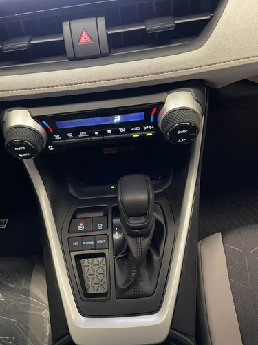 Toyota RAV4 2.5 Xle Fwd At