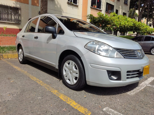 Nissan Tiida 1.8 Comfort