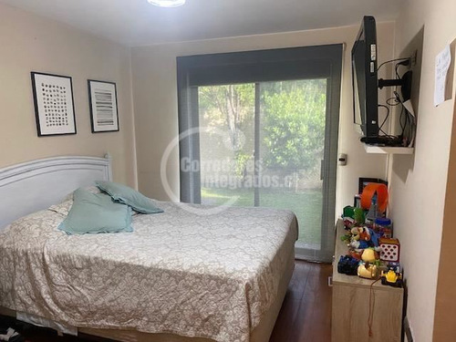 Casa En Venta De 6 Dorm. En Las Condes