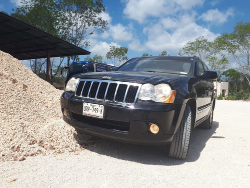 Jeep Grand Cherokee Limited V8 Power Tech 4x2 At