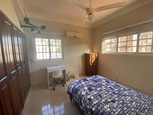Casa En Venta En Los Cacicazgos