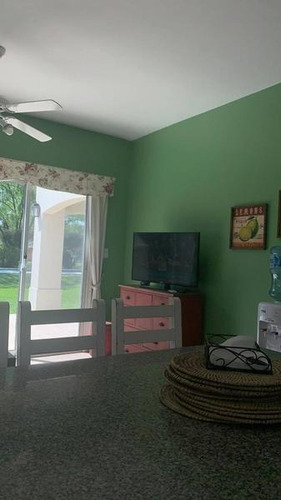 Venta Casa Pilar Del Este Los Jazmines, Muy Linda Casa En Lote Central Con Vista Al Parque, Una Planta