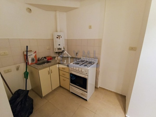 Imagen 7 de 10 de Centro!! Departamento 1 Dormitorio Con Patio!