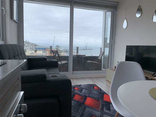 Arriendo Centro De Coquimbo: Depto Amoblado Con Vista Al Mar