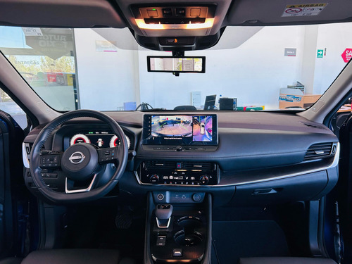 Nissan X-Trail 2.5 Platinum Plus At