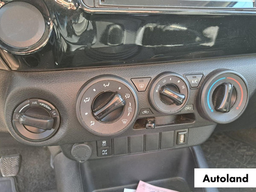 Imagen 14 de 18 de Toyota Hilux 4x4 Diesel Dx 2.4 2021 Impecable! - Autoland
