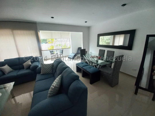 Venta De Bello Apartamento En Terrazas Del Avila / Gc