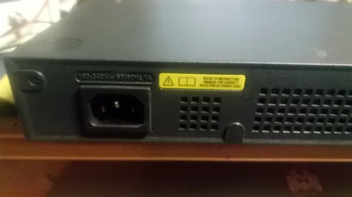 Switch 3com 3cblsf50 2250-sfp Plus 48 Port 10/100 Usado Ok (Usado)
