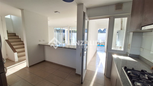 Casa En Venta De 4 Dorm. En Puente Alto, Ymg