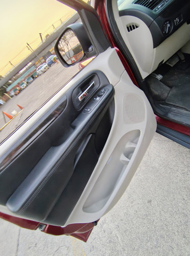Dodge Grand Caravan 3.7 Se At