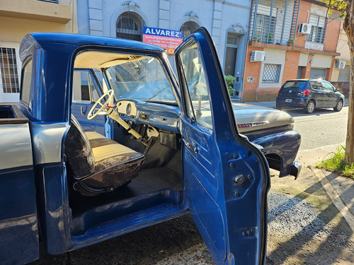 F-100 V8