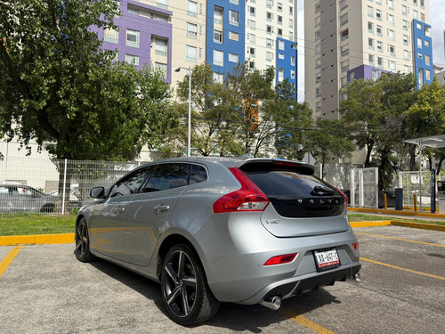 Volvo V40 2.0 R - Design T5 At