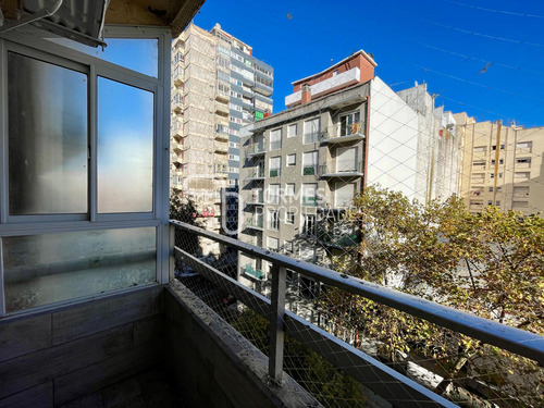 Imagen 28 de 30 de Tour Virtual Departamento En Venta 2 Ambientes Con Balcón Saliente - Plaza Colon Mar Del Plata