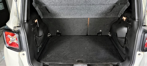 Imagem 9 de 9 de Jeep Renegade Sport 1.8 (aut) (flex) 2017
