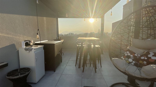 Townhouse En Arriendo De 3 Dorm./ Rooftop / Providencia