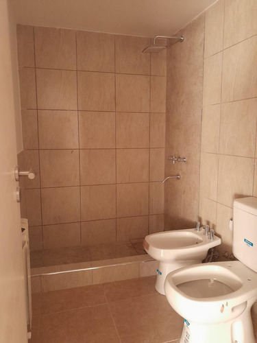Venta Departamento 2 Dormitorios En Jujuy Al 300. Nqn Capital.