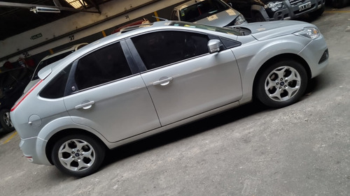 Ford Focus 2 2.0 Ghia At