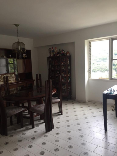Imagen 2 de 18 de Tradicional Y Excelente Apartamento De 120mts2 En San Bernardino Tapas 04243564365