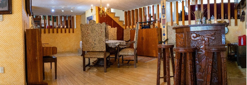 Imagen 10 de 30 de Residencia En Venta Con Acabados De Lujo & Jardín
