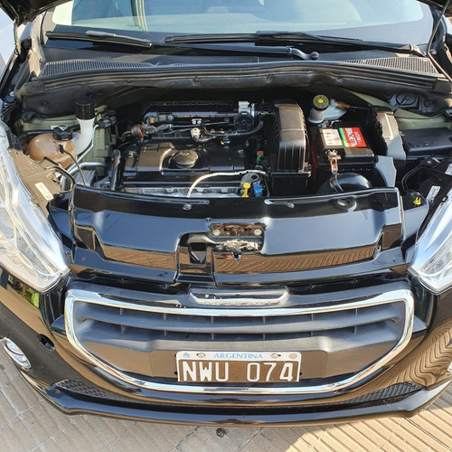 Peugeot 208 Allure 1.5 Usado 2014 Baudena