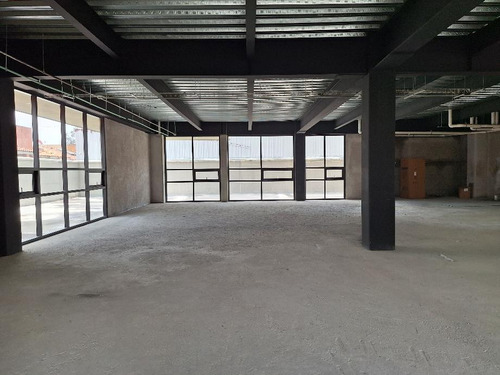 Local Comercial En Renta En Colonia Real De Arcos, Metepec, Estado De México