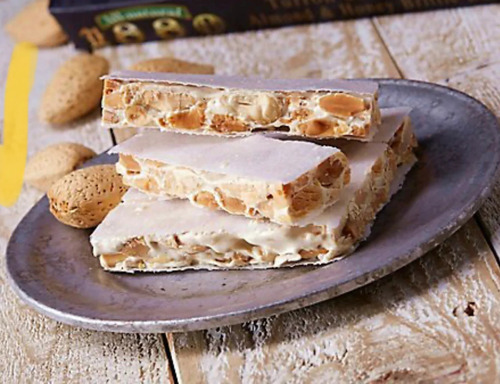 Turrón Dealmendra Y Miel Alicante Sanchis Mira