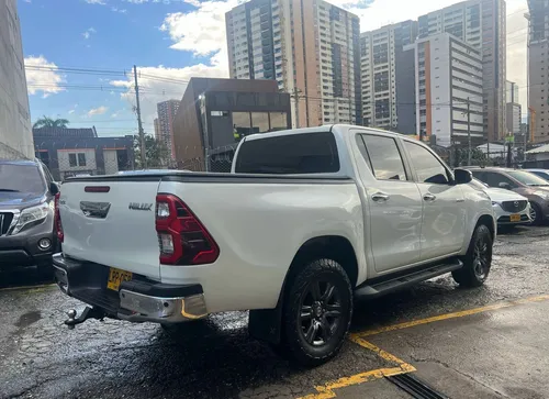 Toyota Hilux 2.4l
