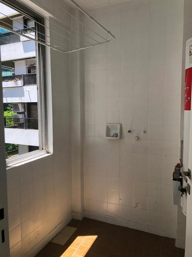 Alquiler Palermo Nuevo Segui Y Sinclair Monoambiente Contrafrente A/a Luz Y Sol Balcon Cocina Baño Completo Seguro De...