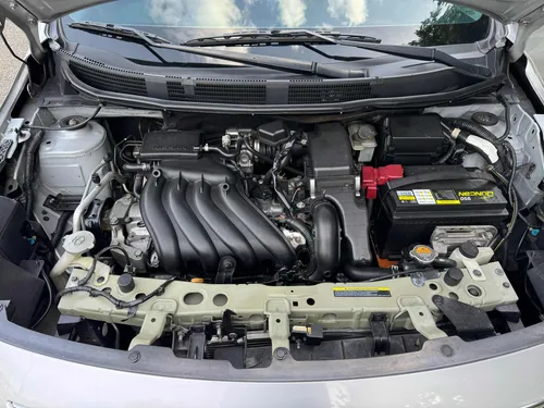 Nissan Versa 1.6 Sense