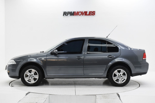 Volkswagen Bora Trendline 2.0 Nafta Manual 2011 Rpm Moviles