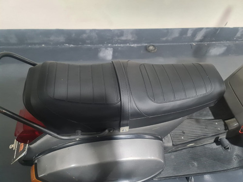Imagem 2 de 7 de Piaggio Vespa Px200e