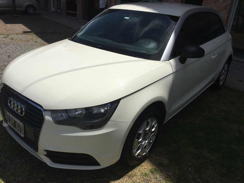 Audi A1 2012 1.2 Attraction Tfsi 86cv