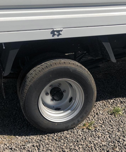 Imagen 5 de 7 de Shineray T30 Con Duales 2000 Kilos De Carga