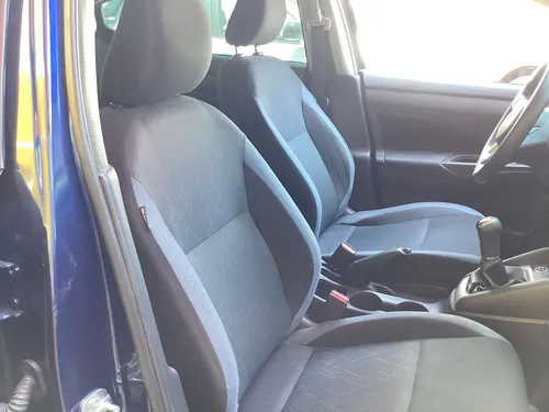 Nissan Versa 1.6 Advance Mt
