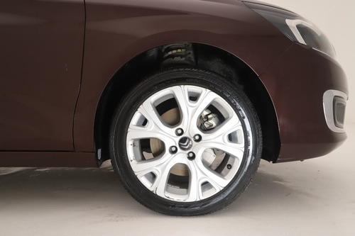 Imagen 13 de 15 de Citroen C4 Lounge Thp 165 Mt6 Feel Pack Am19