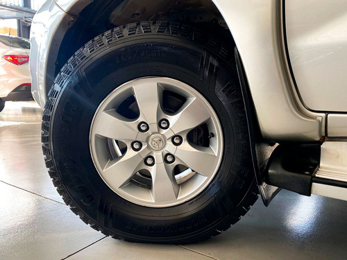 Toyota Hilux CD SRV D4-D 4x4 3.0 TDI Diesel Aut
