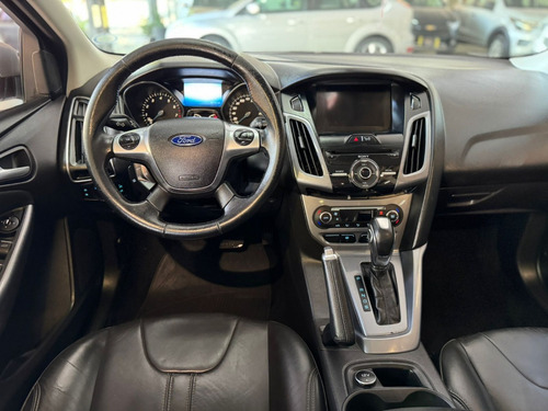 Ford Focus 2.0 Titanium Flex Powershift 5p