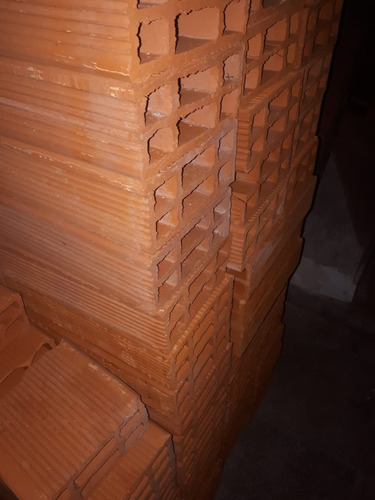 Ladrillo Hueco 8x18x33. Son 140 En Total. Sobrante Obra