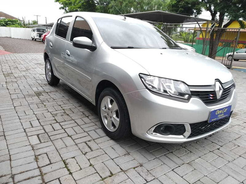 Imagem 4 de 12 de Renault Sandero Authentic 1.0 16v Flex 4p