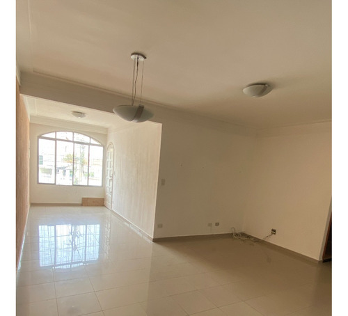 Apartamento Alto Padrão 1 Suíte + 2 Quartos.