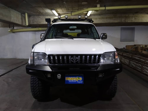 Imagen 2 de 9 de Toyota Prado