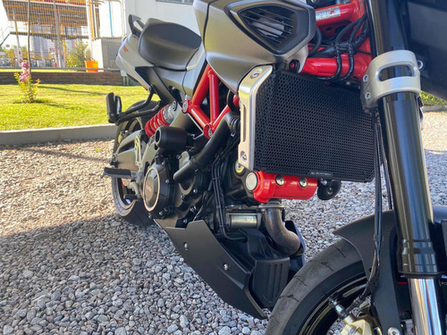Imagen 3 de 8 de Aprilia Shiver 900 (no Mt07 No Mt09 No Z900)