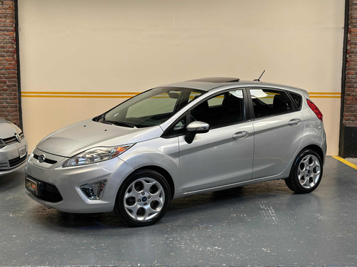 Ford Fiesta Kinetic Design 1.6 Titanium 120cv