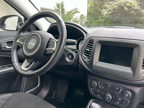 Jeep Compass 2.4 Sport Automática 1630 mm