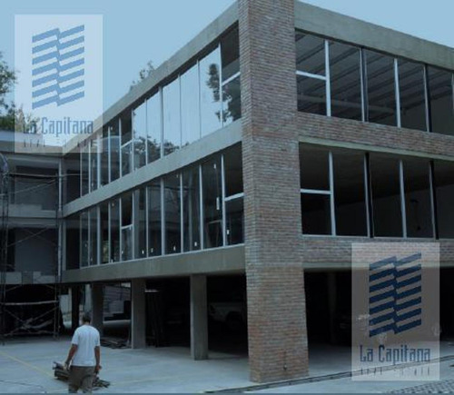 Edificio Comercial - San Isidro