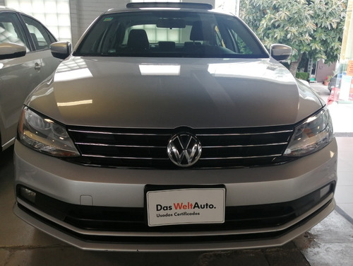 Imagen 2 de 10 de Vw Jetta Trendline Std. 2015