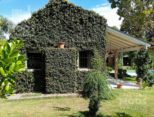 Casa En Venta 4 Ambientes Con Pileta - Ingeniero Maschwitz Barrio Acacias Blancas