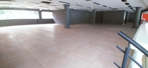 Local En Arriendo En Prados Del Norte. Cod A10819
